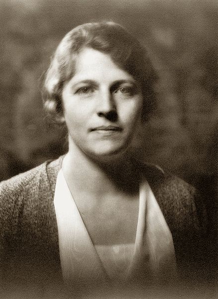 Pearl S. Buck um 1932, fotografiert von Arnold Genthe